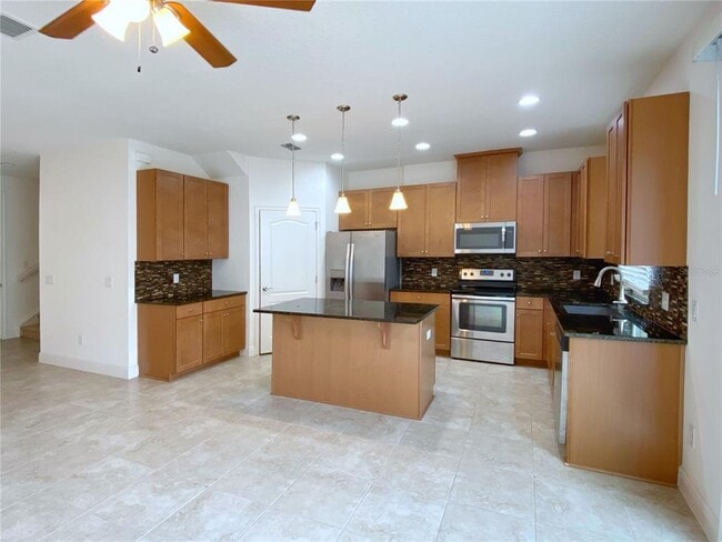 Building Photo - 14082 Swanley St