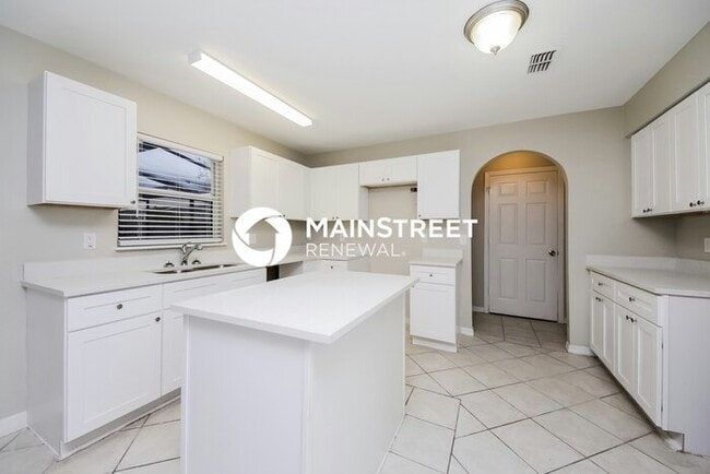 Building Photo - 3 Bedroom Pet-Friendly Home in Orlando, FL...
