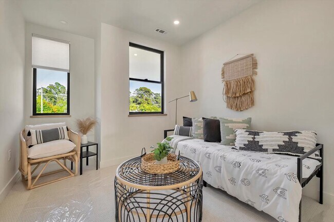 Building Photo - 103-109 Darlington