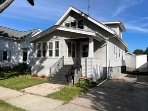 Building Photo - 39 14th St