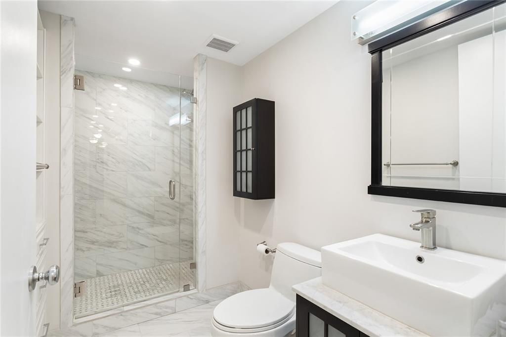 Building Photo - 130 26th St NW