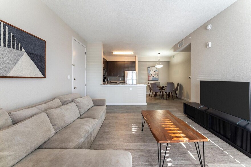 Building Photo - 257 S Seneca Blvd