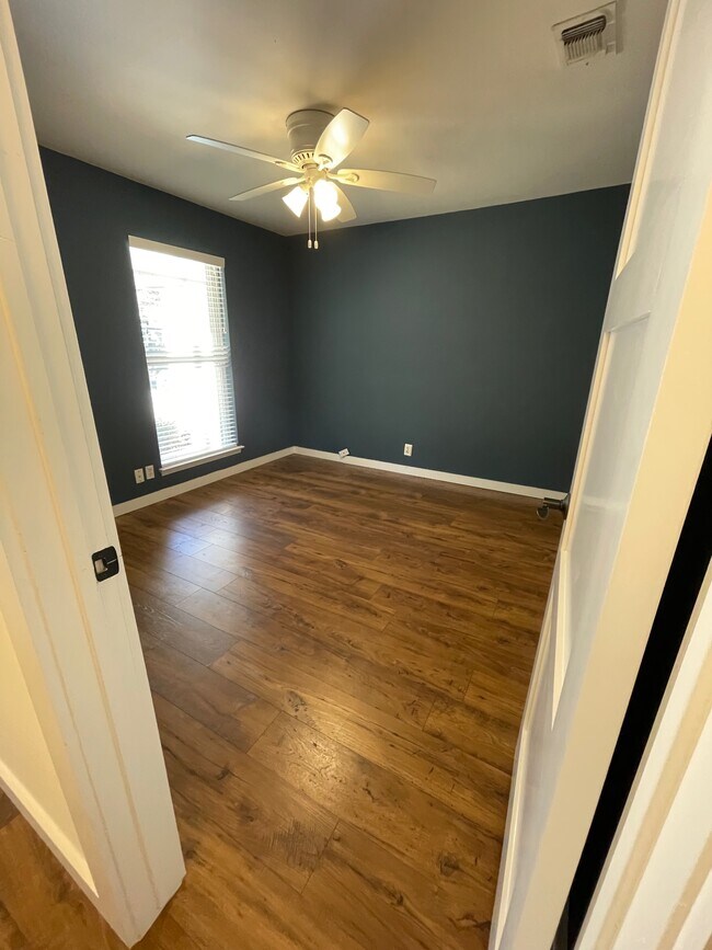 Building Photo - 11505 Murcia Dr