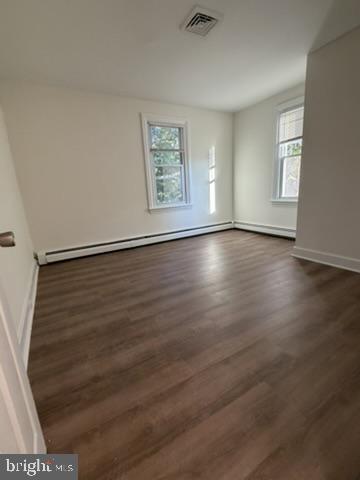 Building Photo - 722 Hilltown Pike