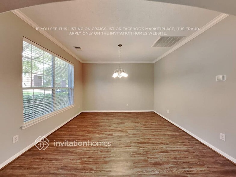 Building Photo - 38 N Spinning Wheel Cir