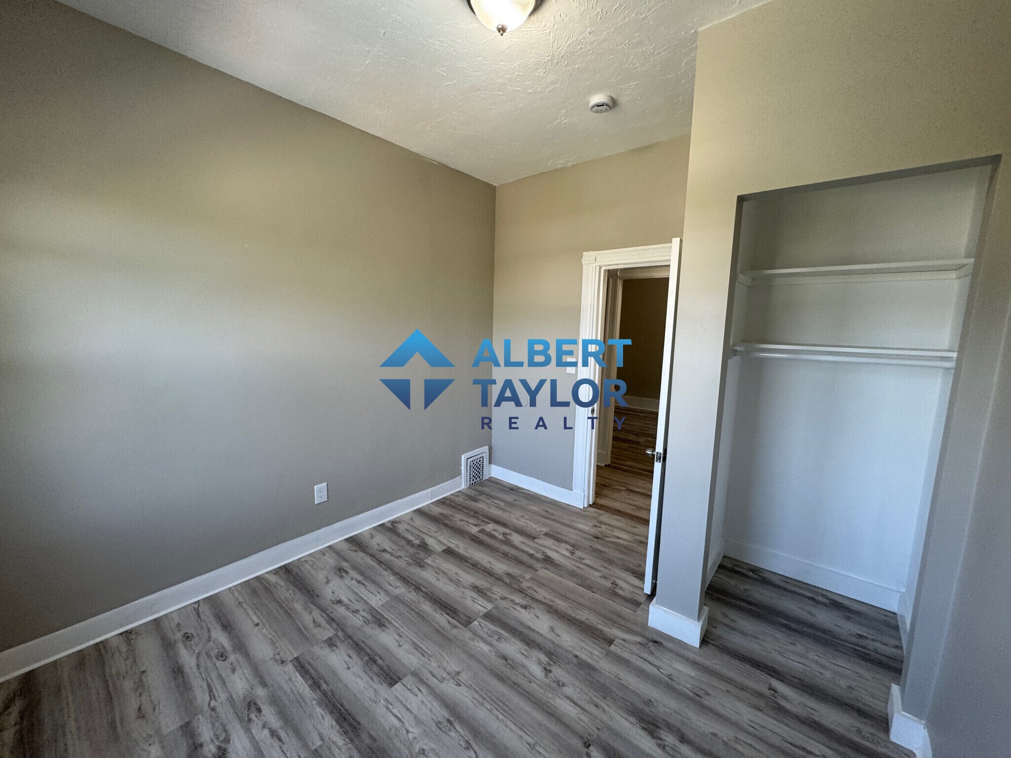 Building Photo - 89 Intervale St