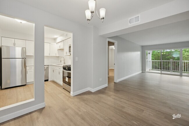 Building Photo - 5500 Carriage Way Dr