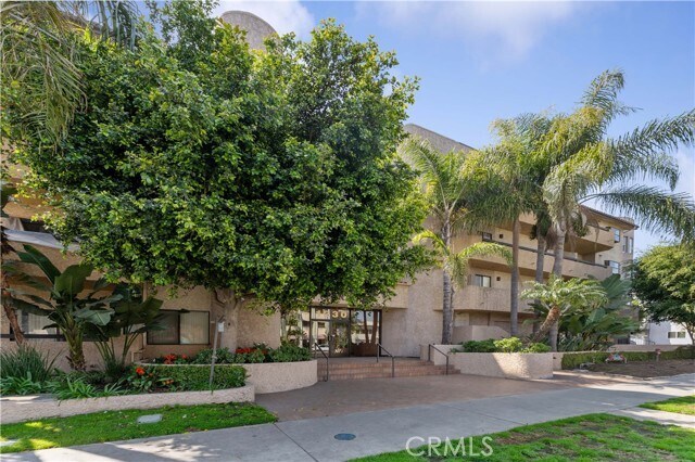 Building Photo - 1230 E Ocean Blvd