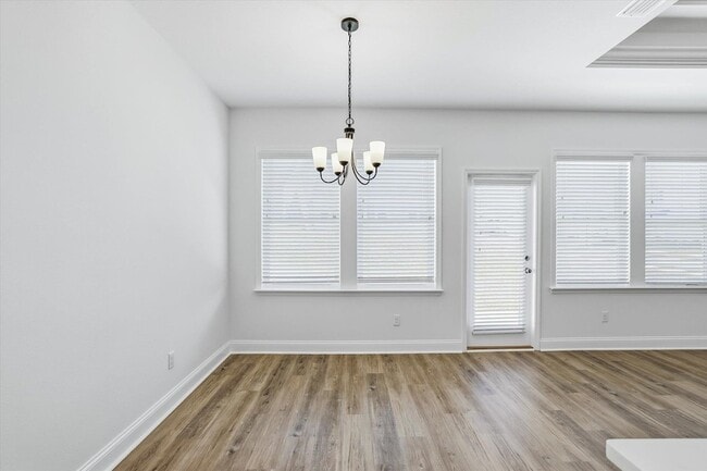 Building Photo - 201 Ursaline St