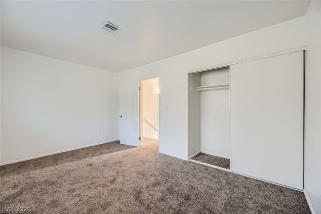 Building Photo - 76 N 27th St