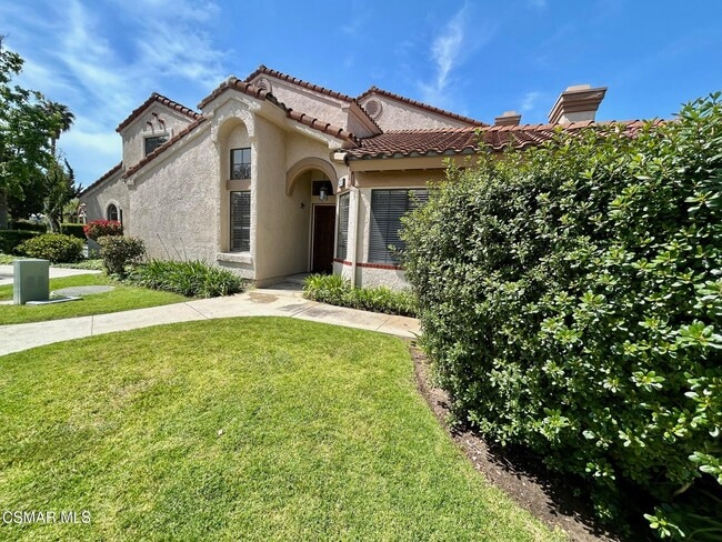 Building Photo - 408 Country Club Dr