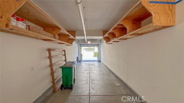 Building Photo - 37 Hinterland Way