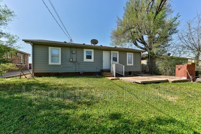 Building Photo - 1409 SE 41st St