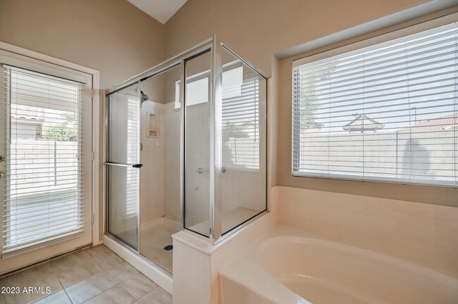 Building Photo - 7253 E Kiva Ave