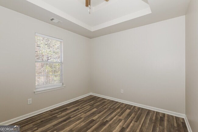 Building Photo - 1055 Field View Dr