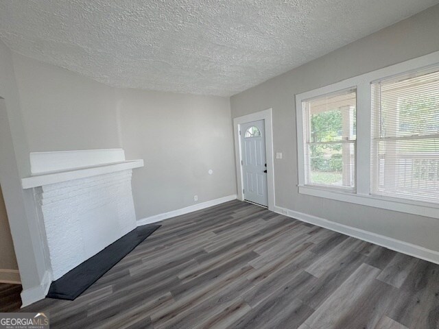 Building Photo - 818 Peeples St SW