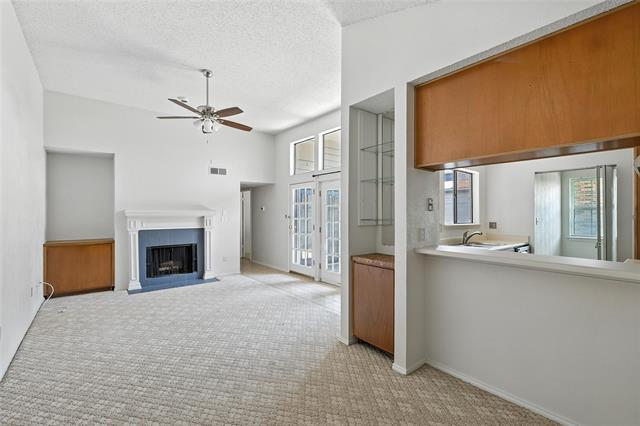 Building Photo - 640 Bellaire Dr
