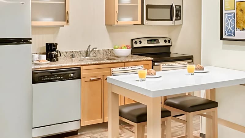 Building Photo - 11689 Chester Rd