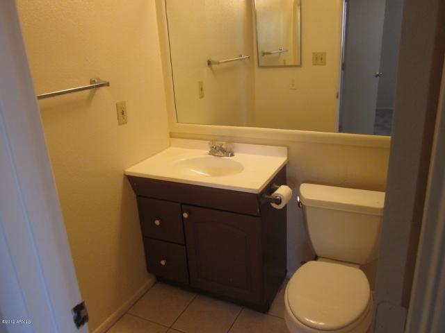 Building Photo - Tempe 4 Bed/ 2 Bath Single Story with Pool and Full Pool Service
