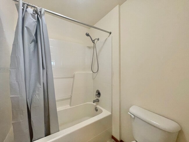 Building Photo - Charming Home in quiet Sunset Landing Community, Edmonds!