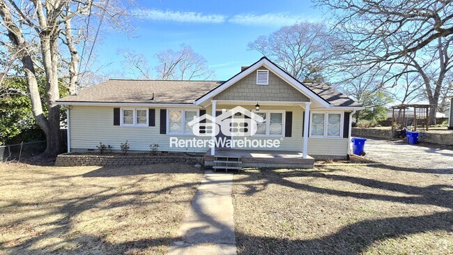 Building Photo - 1065 Milstead Ave