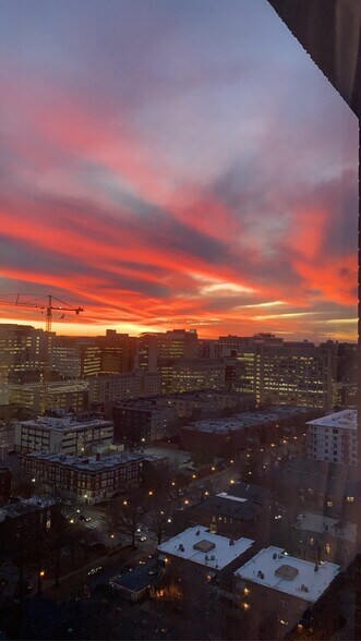 sunset view - 4466 W Pine Blvd