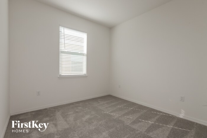Building Photo - 507 Crown Rose Dr