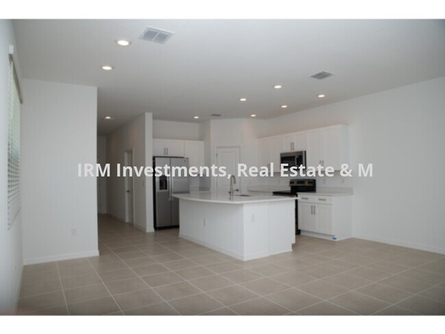 Building Photo - 3 bedroom 2.5 Bath townhome in Reedy Reserve !!!