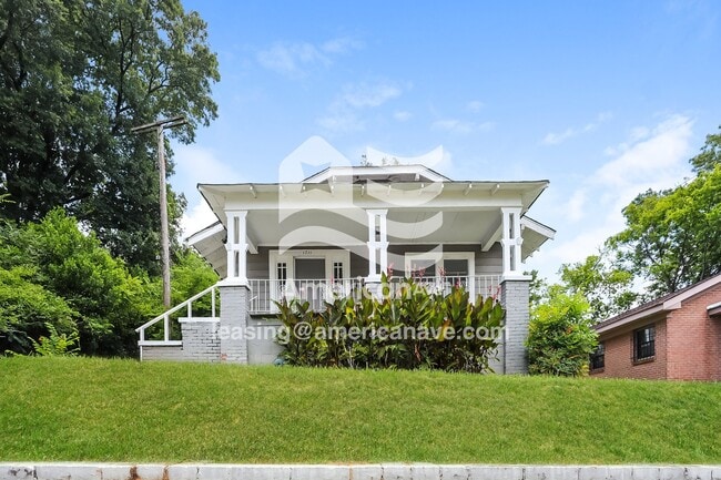 Primary Photo - 1711 Eufaula Ave