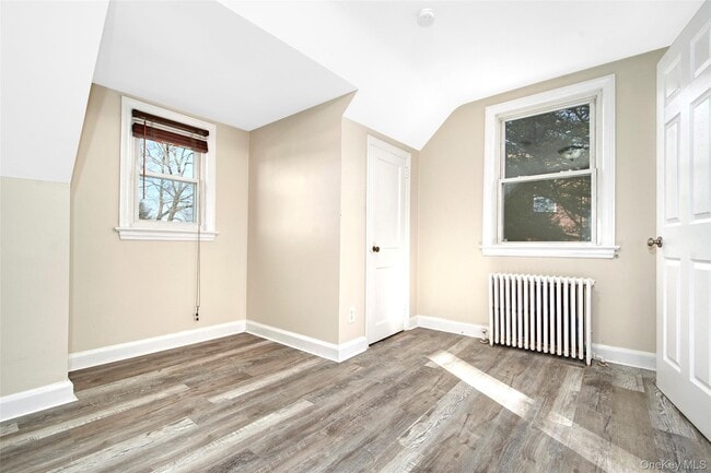 Building Photo - 18 Highview Ave