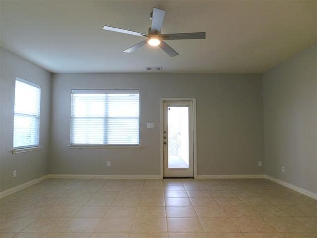 Building Photo - 4612 Shy Creek Ln