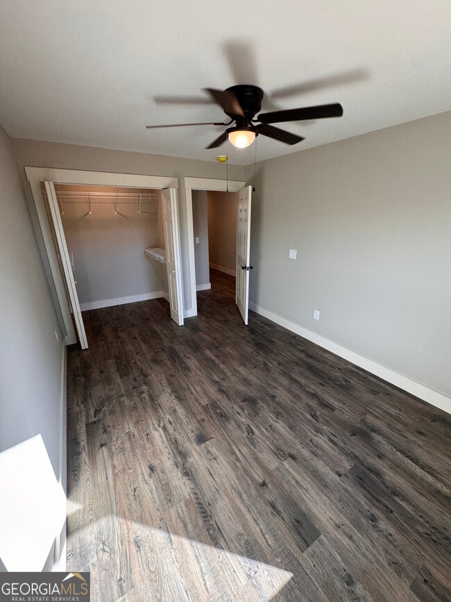 Building Photo - 186 Maret St