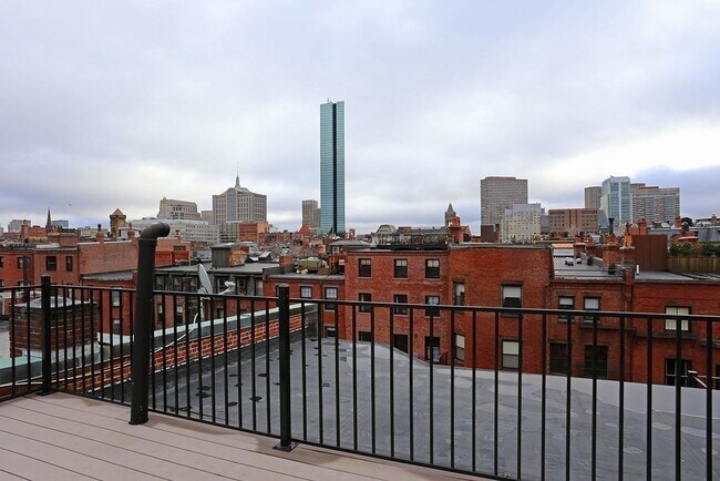 Building Photo - 281 Beacon St