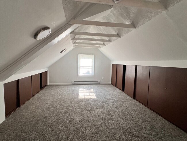 Building Photo - 4051 N 45th St