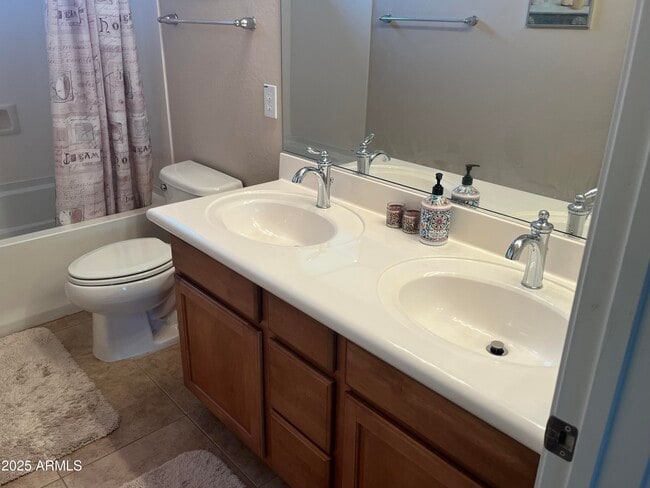 Building Photo - 18137 W Orchid Ln