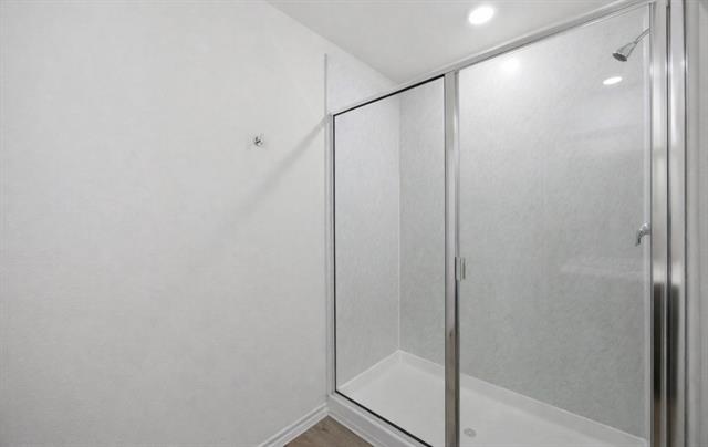 Building Photo - 304 Red Strm Wy