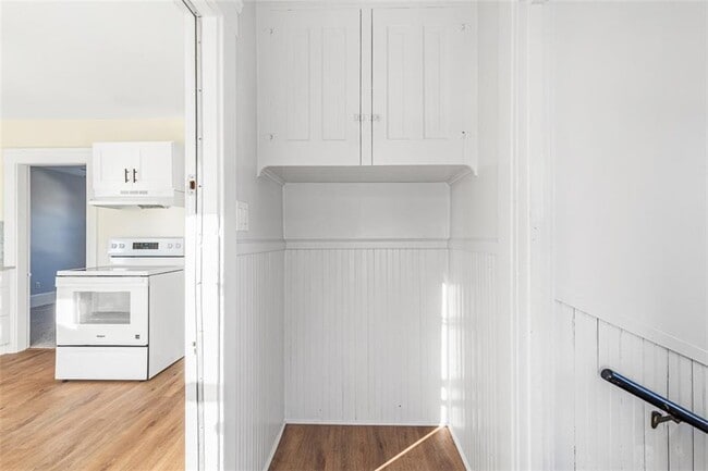 Building Photo - 2 Ann St