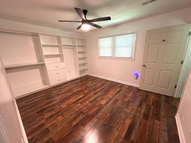 Building Photo - Beautifully Renovated 3BR Home in Summerville