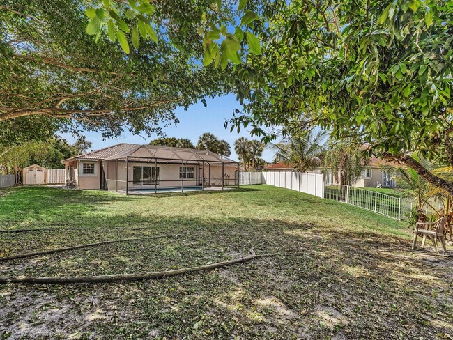 Building Photo - 13400 NW 5th Ct