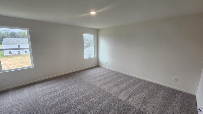 Building Photo - 502 Liberty Hall Dr