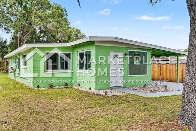 Building Photo - 408 Bassedena Cir N