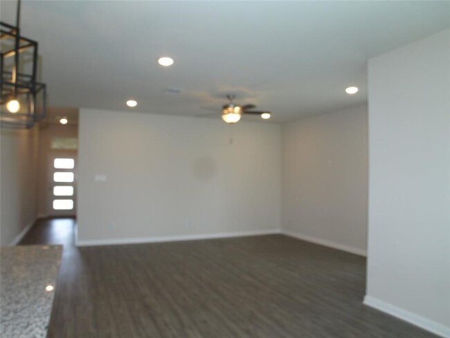 Building Photo - 4140 Aransas Dr