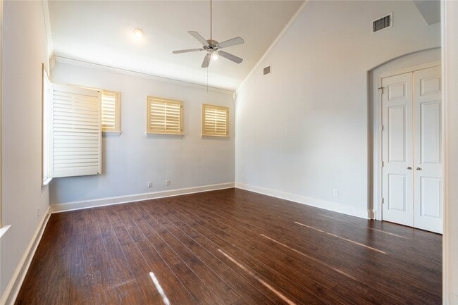Building Photo - 18119 Frankford Lakes Cir