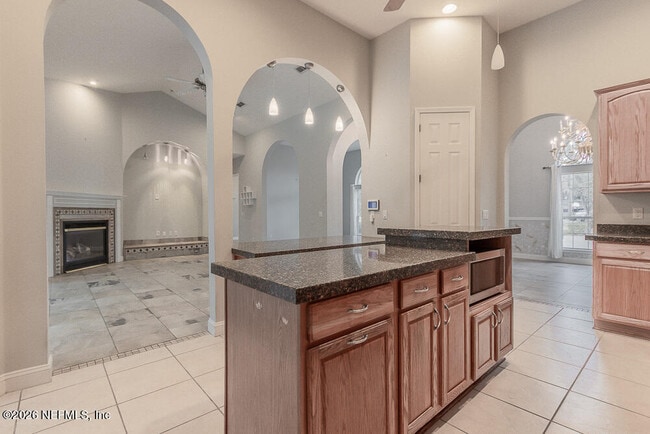 Building Photo - 5466 River Trail Rd N