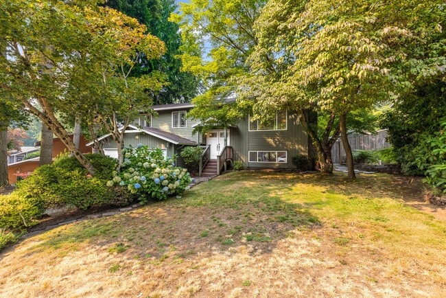 Building Photo - Finn Hill Home with Large Entertaining Patio & Backyard