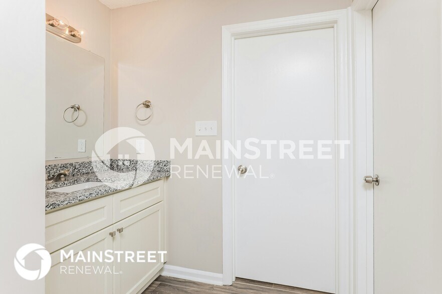 Building Photo - 6200 Martin Lake Rd