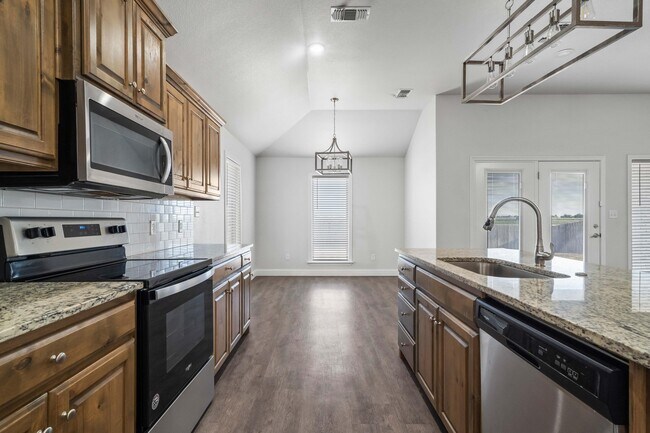 Building Photo - 7523 87th St