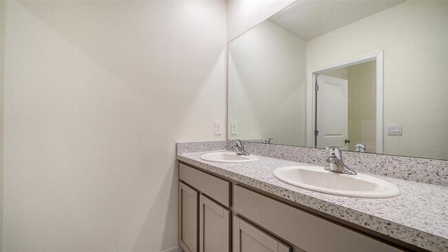 Building Photo - 12732 Lateral Root Dr