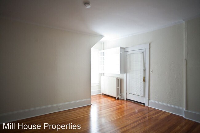 Building Photo - 3 br, 1 bath House - 502 North Street
