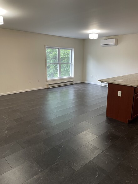 Building Photo - 120 Chambers Aly
